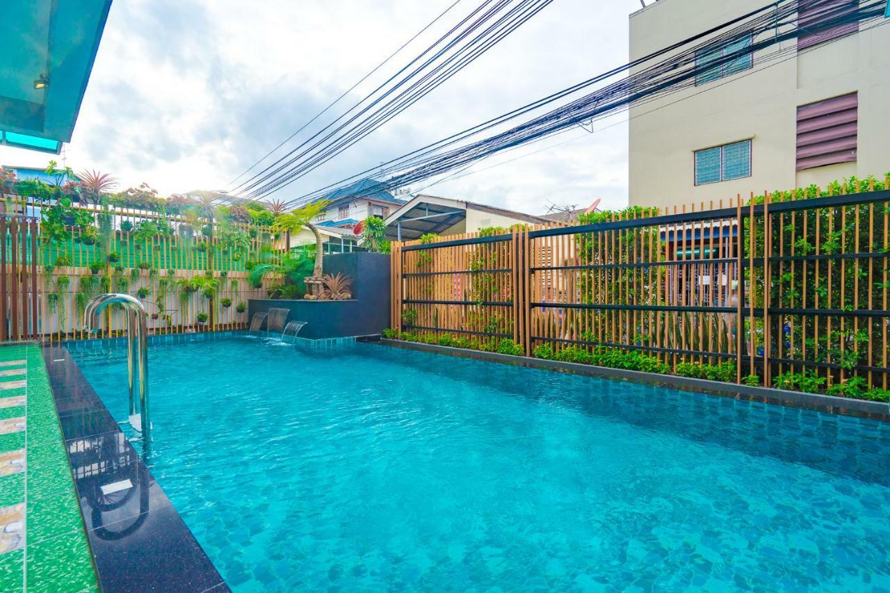 בנגקוק Penyos Service Apartment מראה חיצוני תמונה