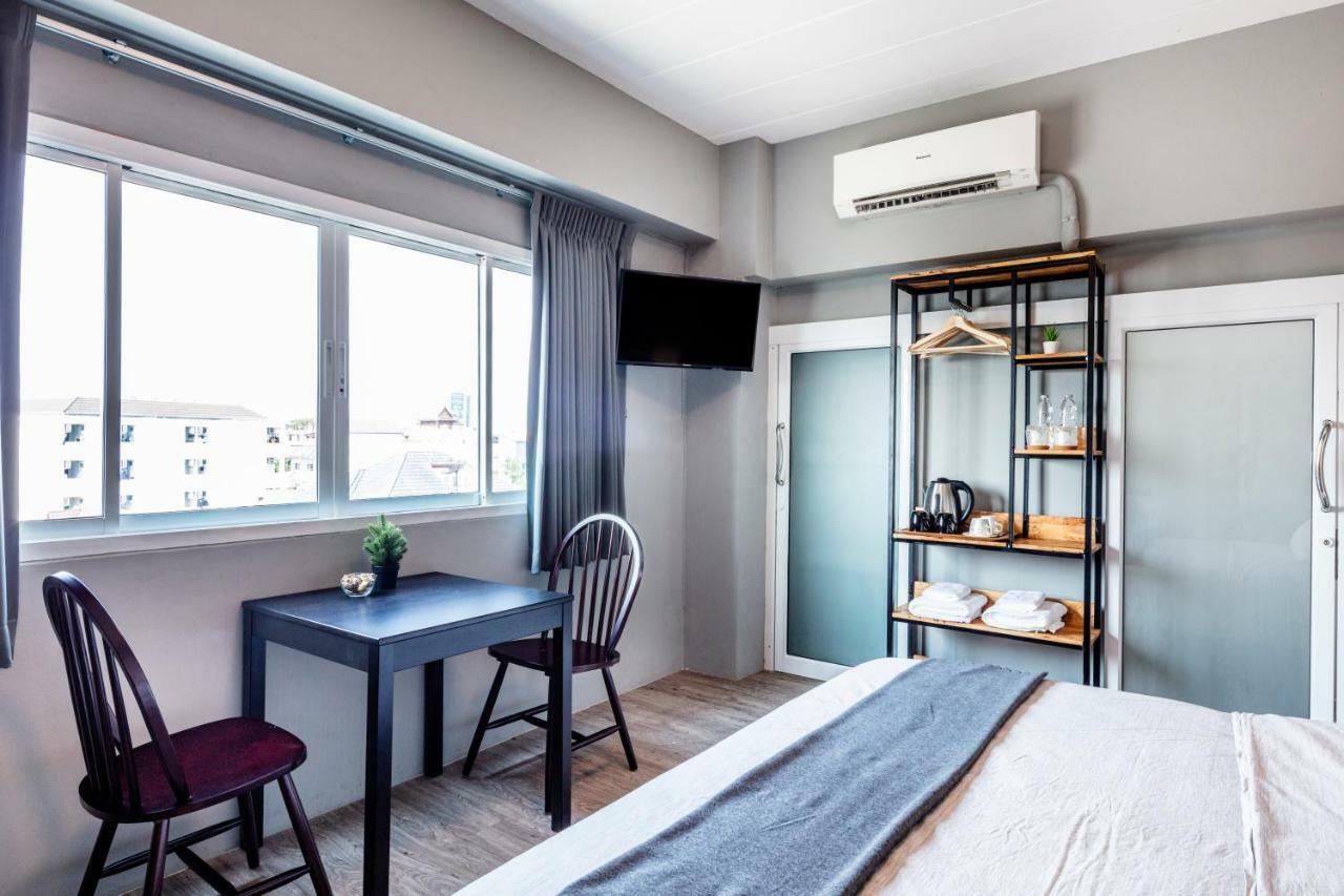 בנגקוק Penyos Service Apartment מראה חיצוני תמונה