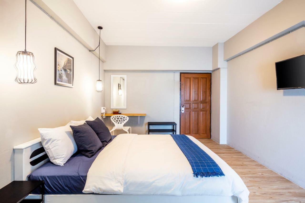 בנגקוק Penyos Service Apartment מראה חיצוני תמונה